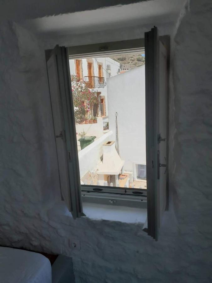 Oniropagida Nisyros Apartments #2 Nikia View Екстер'єр фото